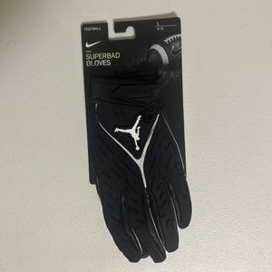 Nike Jordan Superbad Men’s Sticky Magnigrip Football Gloves Size L DM0049-091
